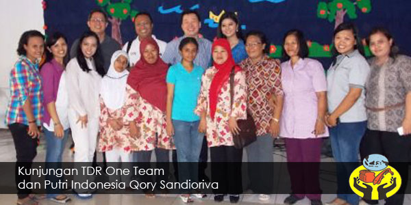 Kunjungan TDR One Team dan Putri Indonesia Qory Sandioriva