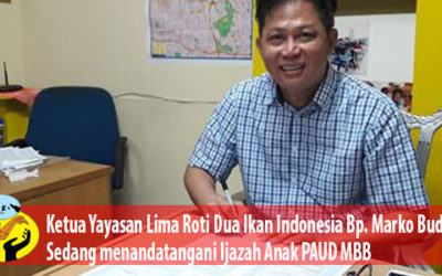 Tanda Tangan Ijazah Anak Didik PAUD Misi Bagi Bangsa LRDII