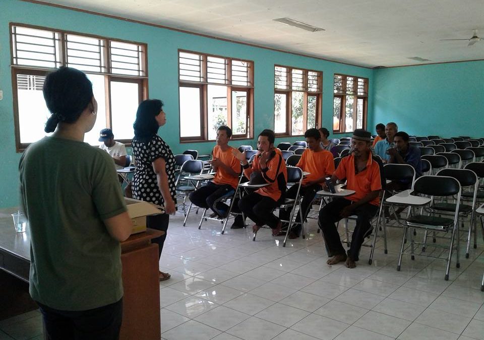 Suasana ibadah Warga Binaan Sosial PSBK Balaraja