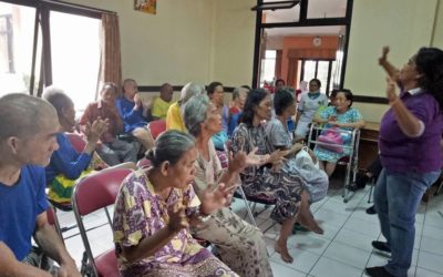 Pelayanan Tim LRDII Di Panti Jompo